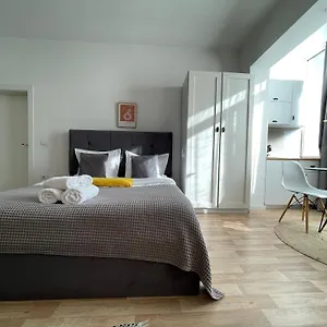  Apartment Bricks