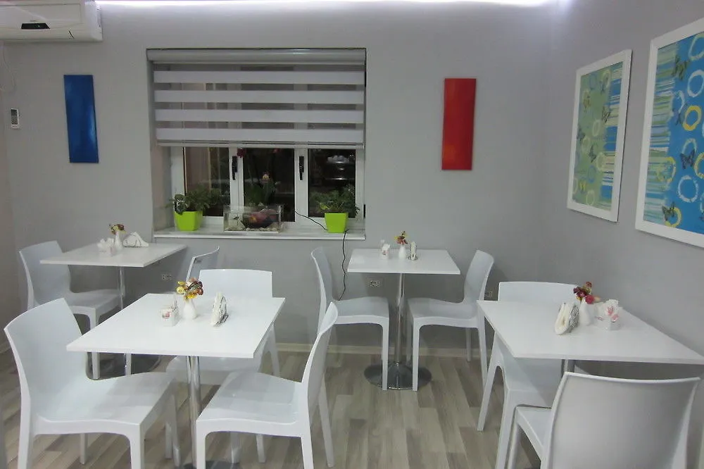 Freddy'S Hotel Tirana 3*,